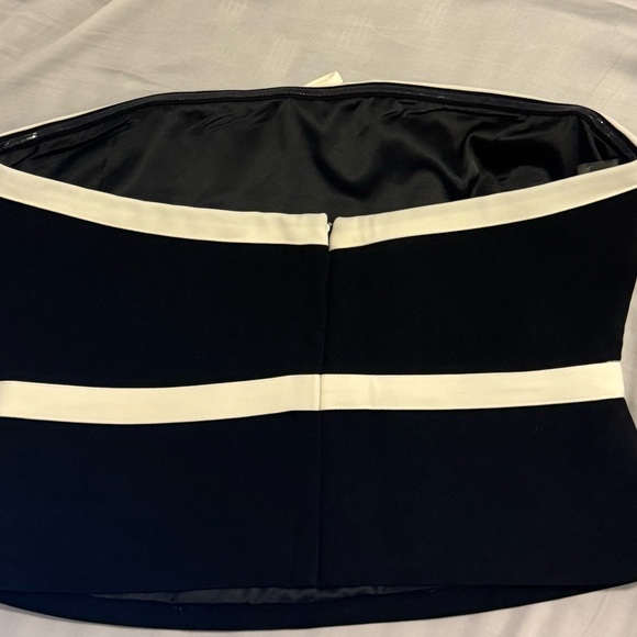 Meshki Black Strapless Top with White Trim - Picture 2 of 4